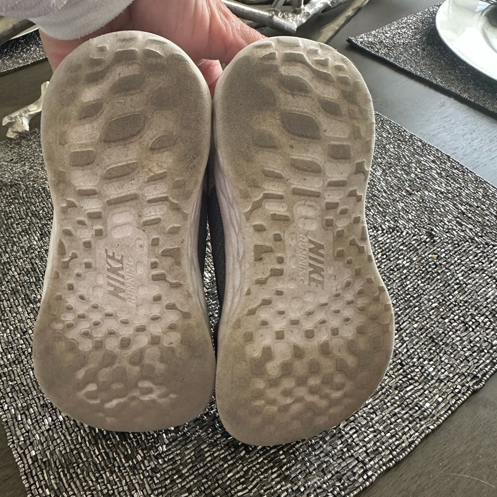 Nike sneakers - Picture 4 of 6